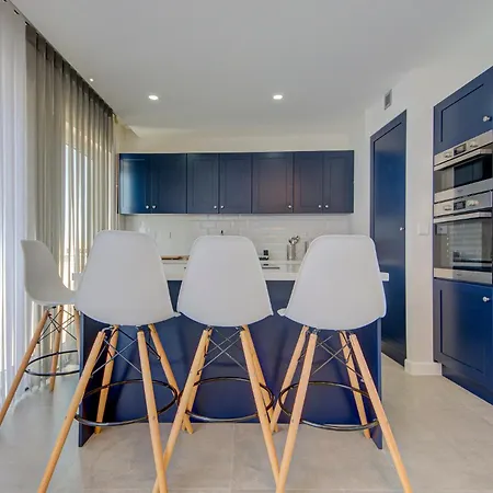 דירה Modern 2br Penthouse With Terrace & Stunning Views By 360 Estates *